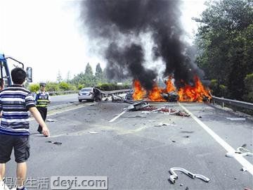 仙桃市车祸事件深度剖析，探究事故背后的原因（2017年）